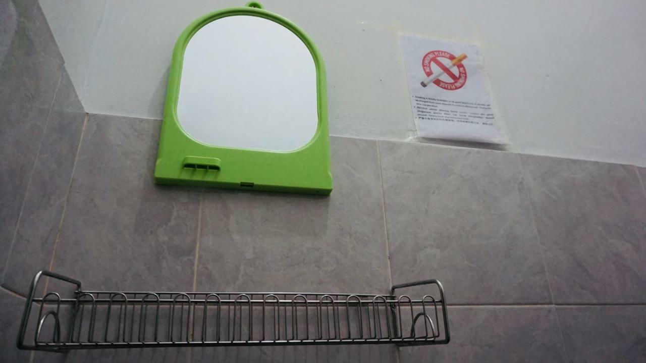 Jiaxin Hostel Ulu Tiram Zewnętrze zdjęcie